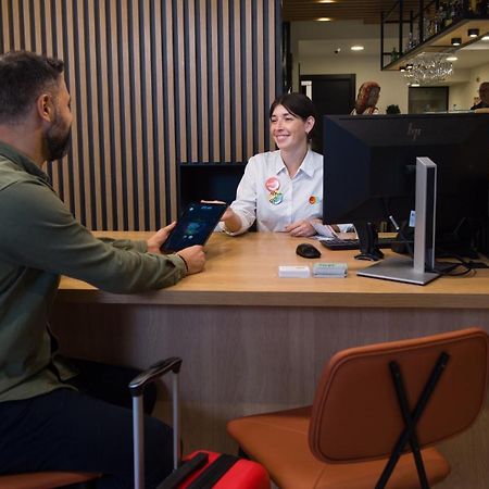 Hotel Bed4U Bilbao Kültér fotó