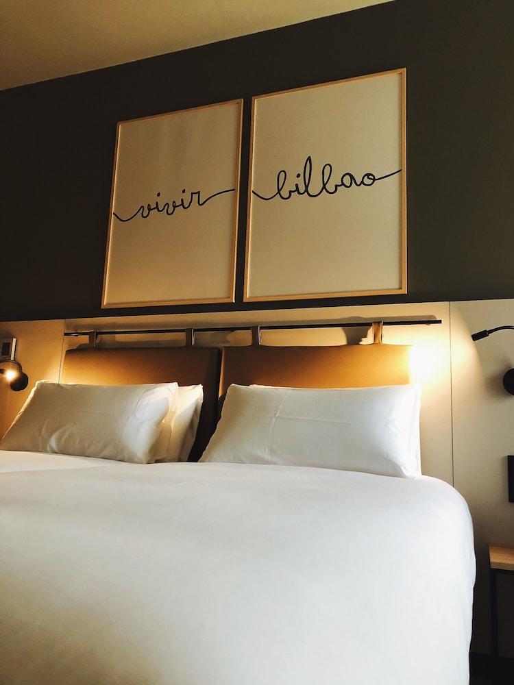 Hotel Bed4U Bilbao Kültér fotó