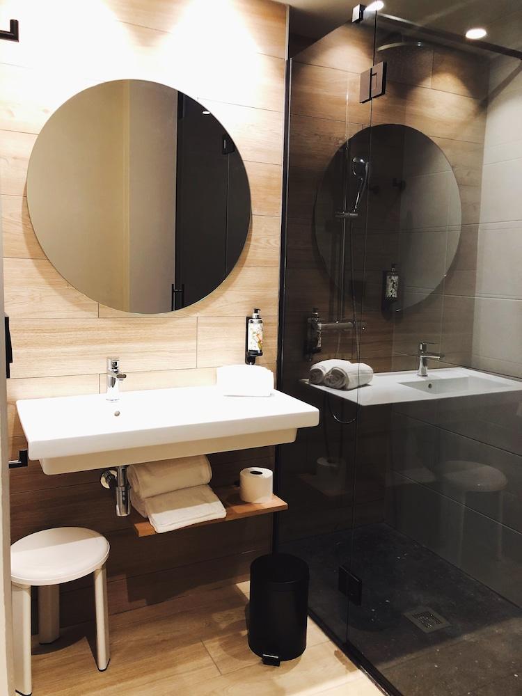 Hotel Bed4U Bilbao Kültér fotó
