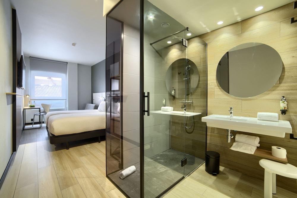 Hotel Bed4U Bilbao Kültér fotó